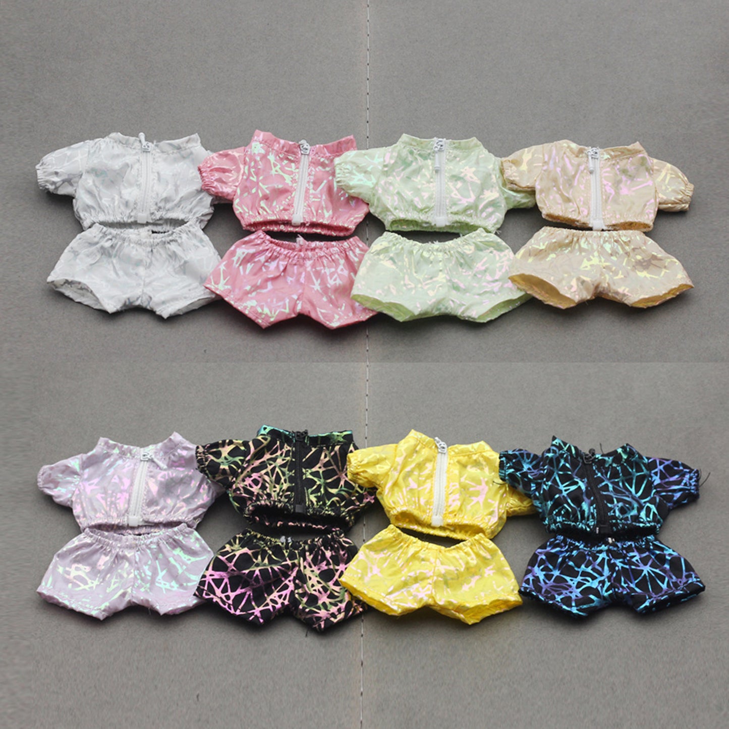 Holographic Geometric Style Clothes for Labubu Doll – Shiny 2PCS Outfit with Hat and Overalls, Futuristic Fashion for 6-7 inch Dolls