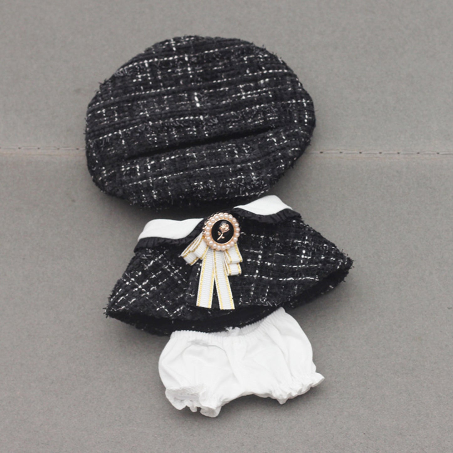 Chic Tweed Style Clothes for Labubu Doll – 3PCS Outfit Set with Hat, Jacket, and Pants, Miniature Fashion Suit for 6-7 inch Dolls