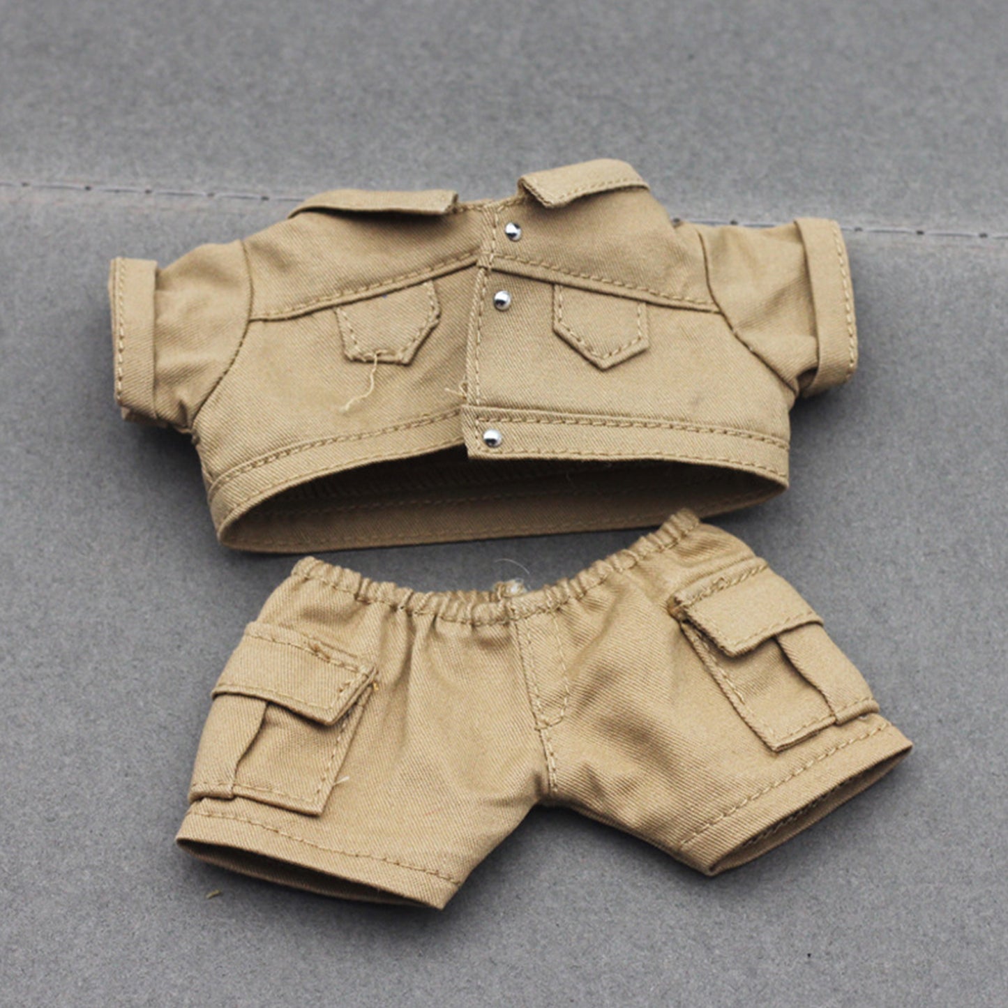 Camo Military Style Clothes for Labubu Doll – 2PCS Camouflage Outfit Set with Shirt and Shorts, Army Uniform Costume for 6-7 inch Action Figures